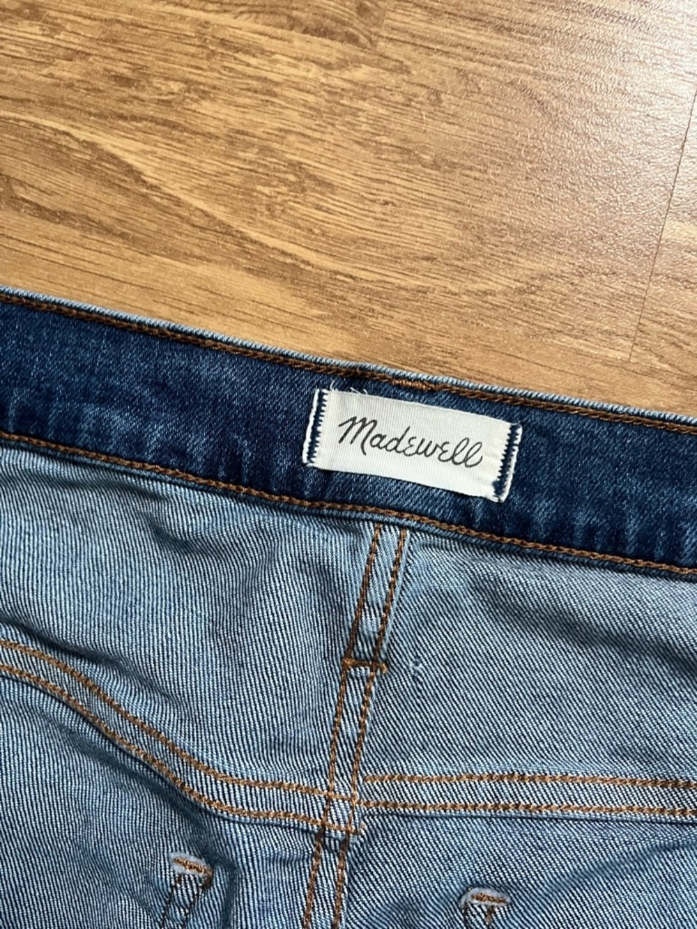 Madewell mid rise kick out jeans - Picture 11 of 15